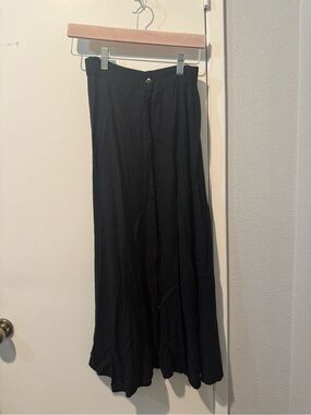 Everyday Button-Front Black Maxi Skirt